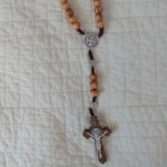 Handmade 8" Wooden Crucifix with Handmade 19.25" Rosary Beads Kids Women Men - Picture 3 of 6